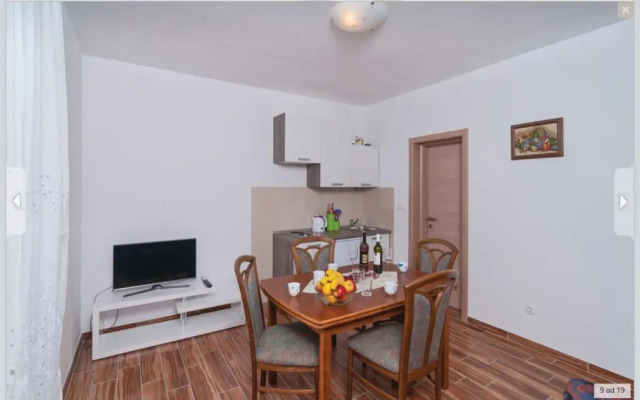 Apartments Tomic