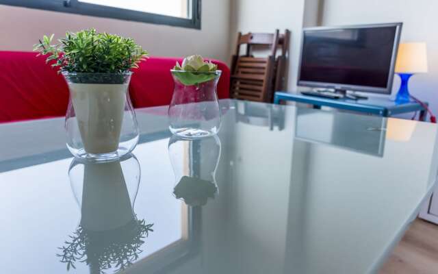 Acogedor estudio parking frente FIBES