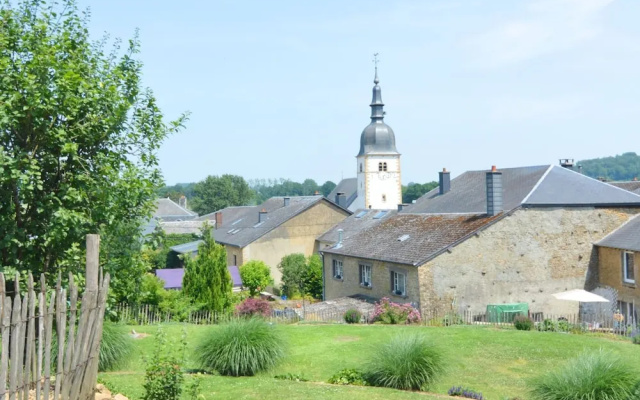 Modern Farmhouse in Chassepierre With Terrace