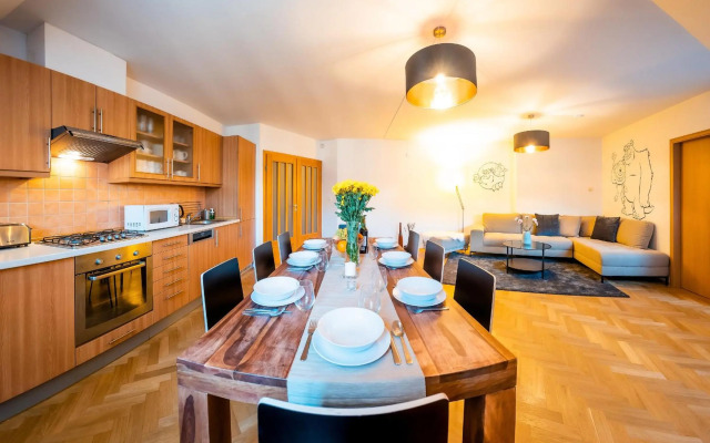 Klimentska Cartoon apartments