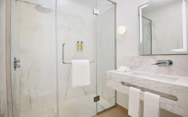 Element West Bay Doha