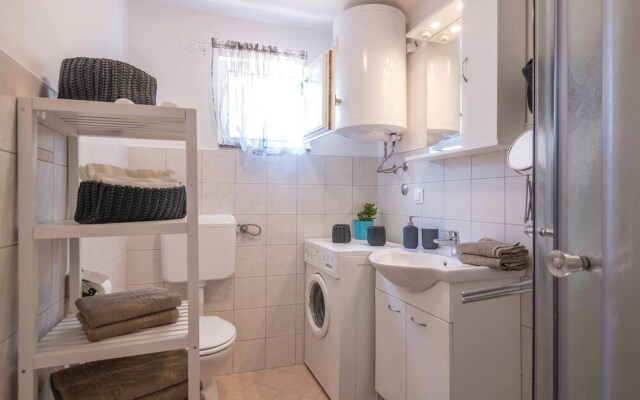Nice Home in Sisan With Wifi and 2 Bedrooms