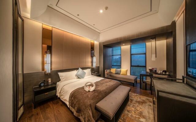 Pury Hotel