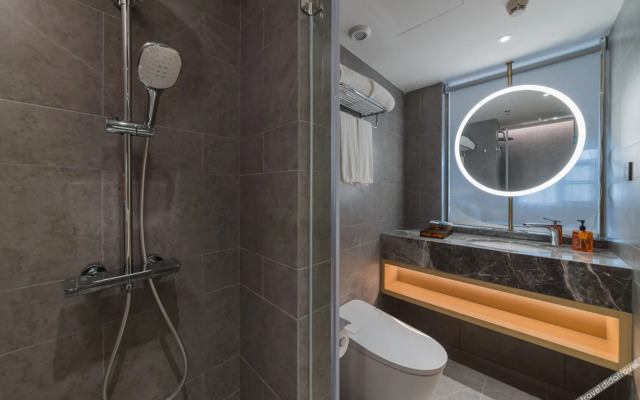 Orange Hotel (Shenzhen Futian Convention and Exhibition Center)