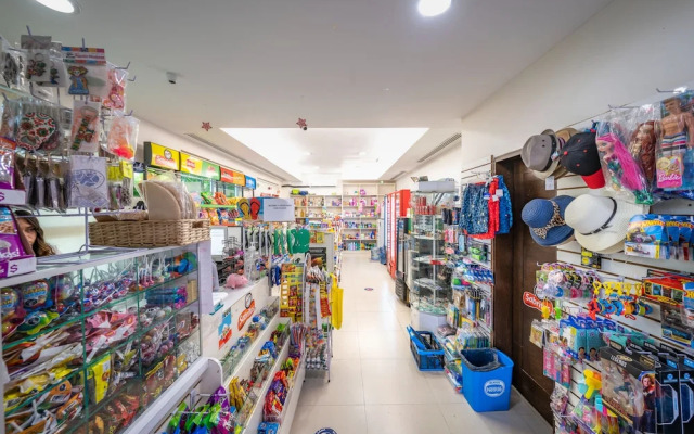 Stunning Ocean Front By Condo Boutique