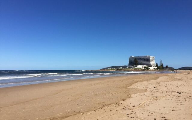 20 River Club Villas