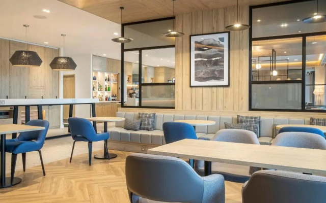 Courtyard by Marriott Inverness Airport