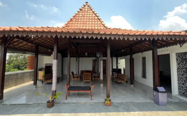 Villa Jonggrang Batik