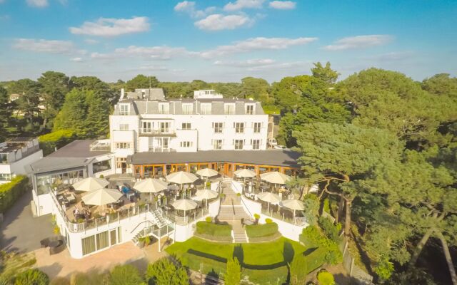 Harbour Heights Hotel