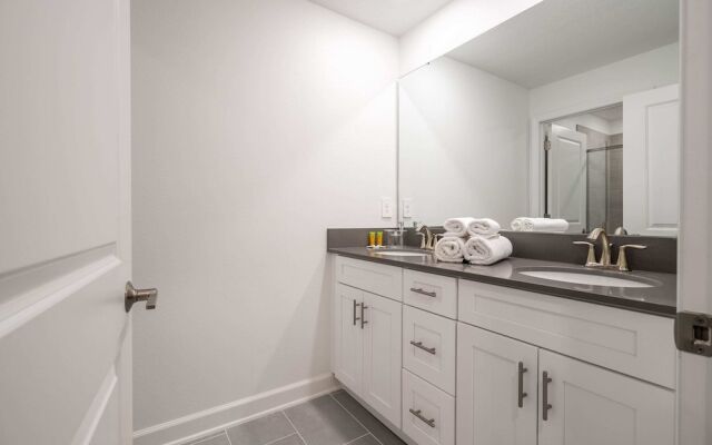 Wonderful 4Bd | Pool |Close To Disney | 2669