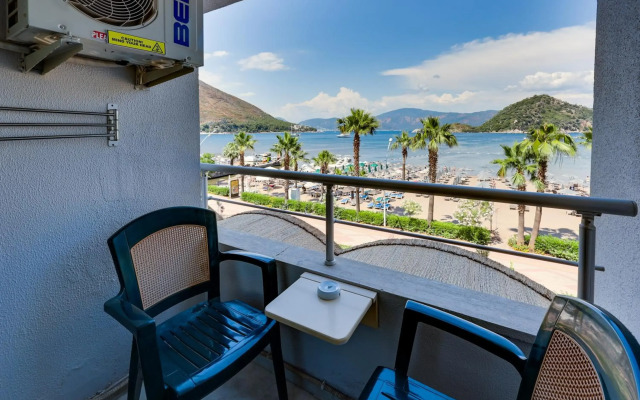 Faros Premium Beach Hotel