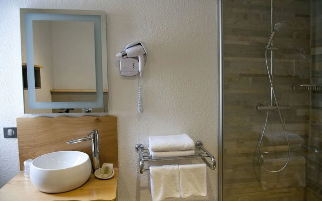 Hôtel restaurant Le Cheval Rouge