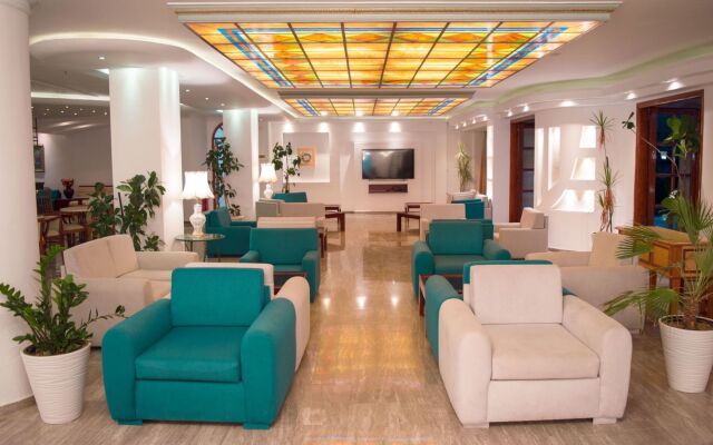 May Beach Hotel