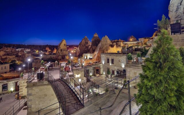 Artemis Cave Suites - Adults Only