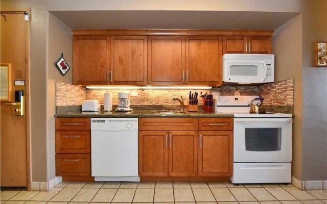 Maui Kaanapali S #a317 Studio Bedroom Condo by RedAwning