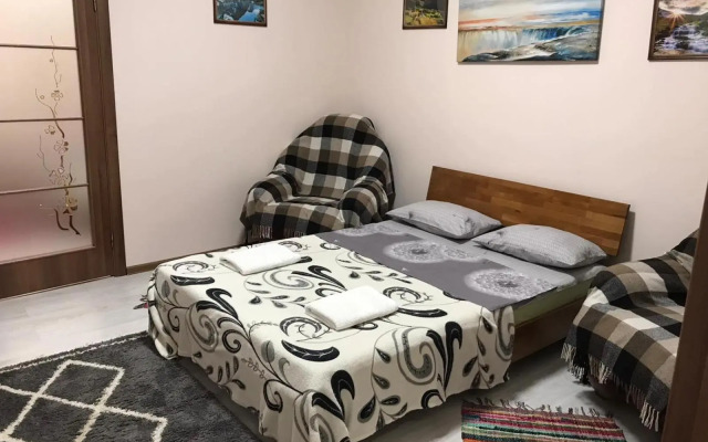 Two-bedroom apartment in 10 min to the Opera Theatre