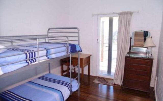 Hampstead, 32 Main Street