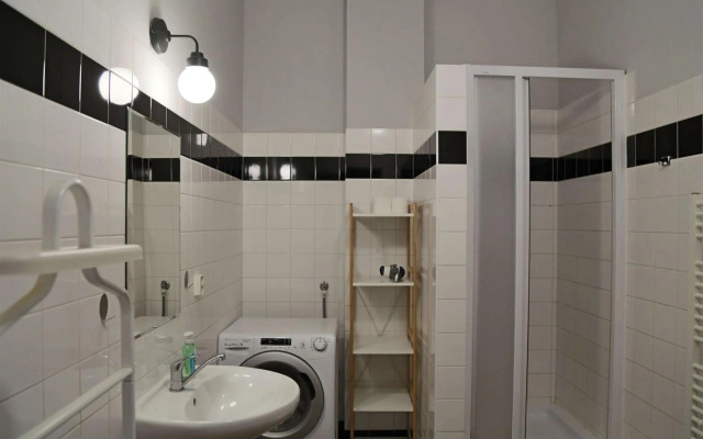 Charles Square Apartments