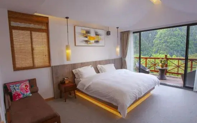Yueshanju Hostel