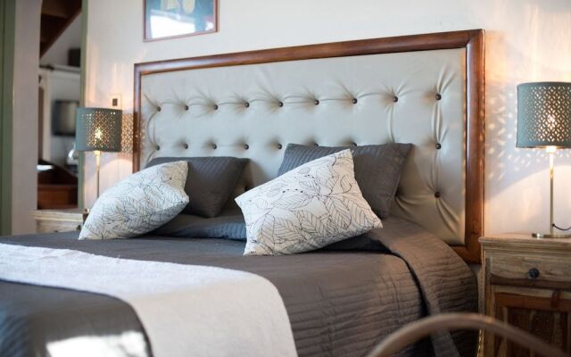 Villa Mirabello Suites