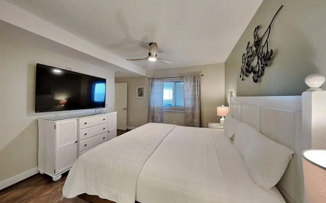 Emerald Beach Resort by Southern Vacation Rentals