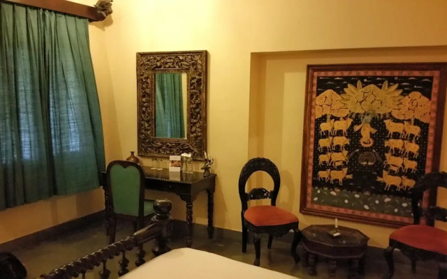 The Royal Retreat Resort & Spa