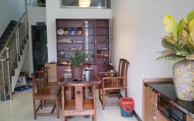 Huaxu Homestay (Qixingyan Scenic Area Store)