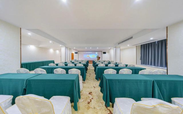 Haohai Qingyun Hotel