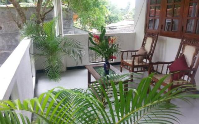 Thamaya house