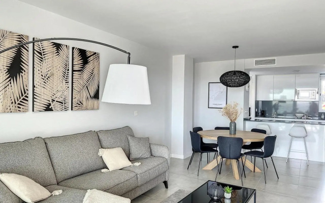 Via Celere 2333 Luxury Sea View Apartment