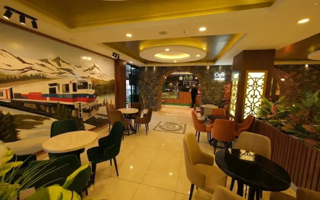 Sapran Deluxe Hotel