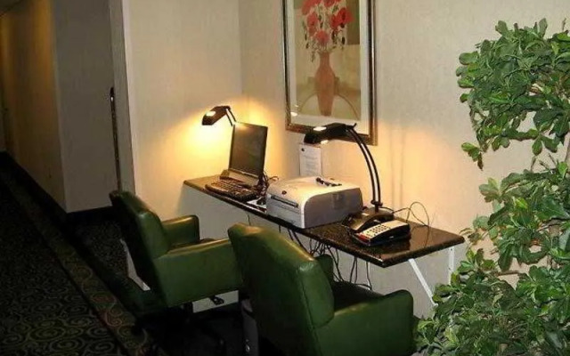 Courtyard Atlanta Six Flags