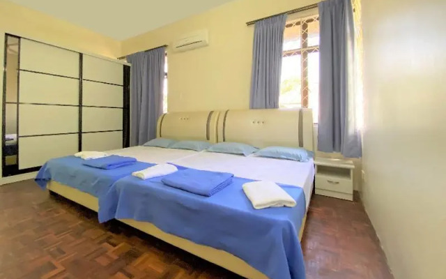 Oyo 90199 Homely&cozy House