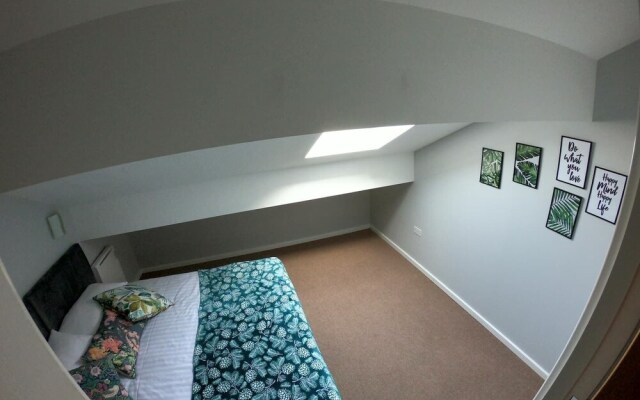 Manchester Metropolitan Loft Apartment