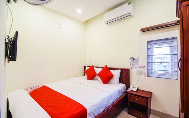 OYO 488 Hung Thu Hotel