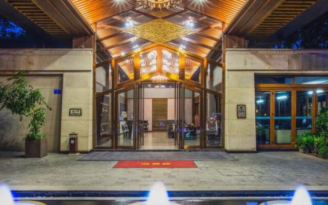 Ronghui Hot Spring Resort
