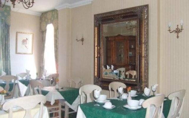 StLawrence Hotel