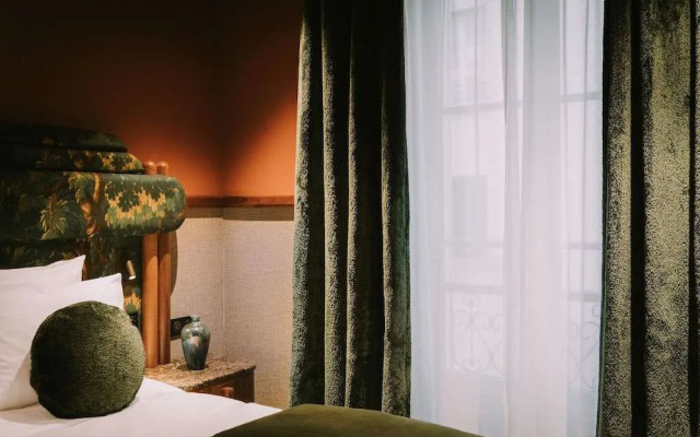 1.75 Paris La Trêve