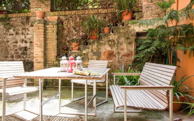 Santonofrio Apartments