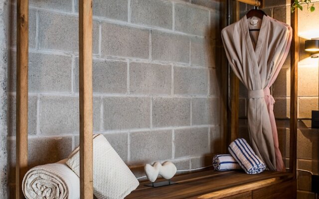 Tokipa at Punta Sayulita