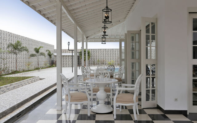 Menumbing Heritage Hotel
