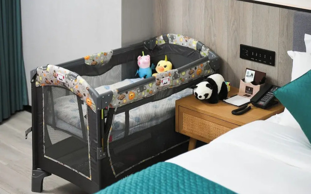 Mehood Lestie International Hotel Nancun Wanbo Metro Station Branch