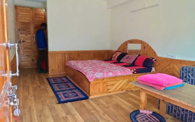 Aarav Chaaras Homestay