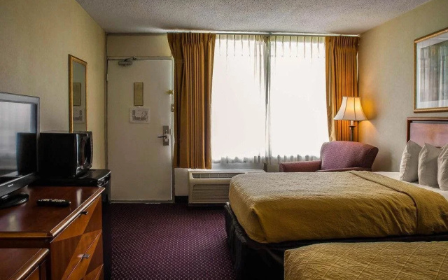 Sunset Lodge