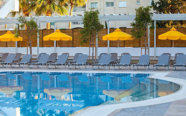 Mayfair Hotel