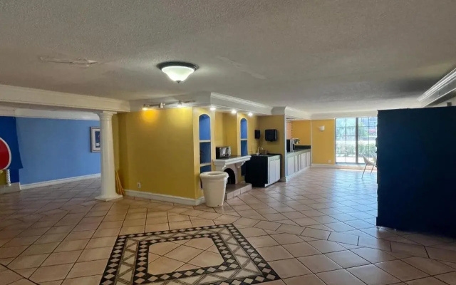 Studio 6 Extended Stay - Huntsville, AL University Drive