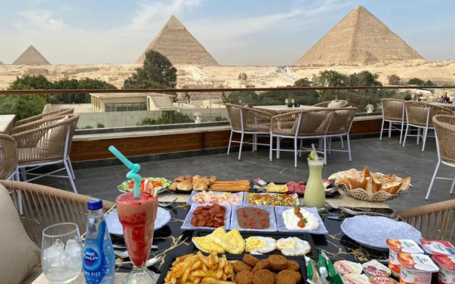 Pyramids Sun Capital