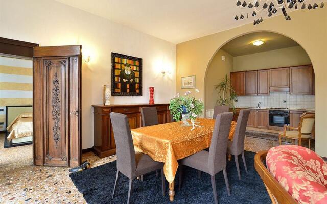 San Polo Canal View Apartments