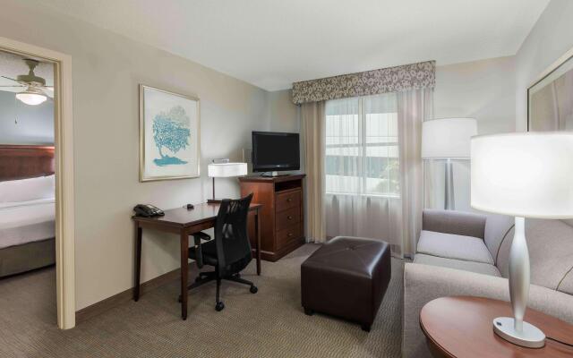 Homewood Suites by Hilton Tampa Airport - Westshore