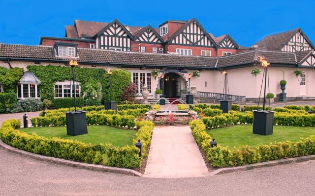 The Royal Chace Hotel